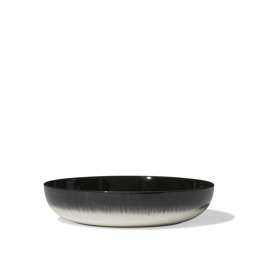 nur-16-40-eur-fur-assiette-haute-en-porcelaine-ann-demeulemeester-noir-et-blanc-online-im-shop_13.png