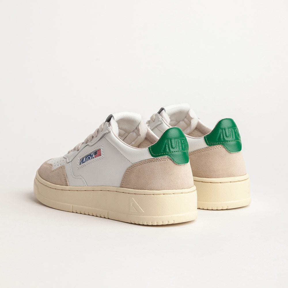 nur-70-00-eur-fur-autry-baskets-medalist-low-wom-vert-beige-online-im-shop_4.jpg