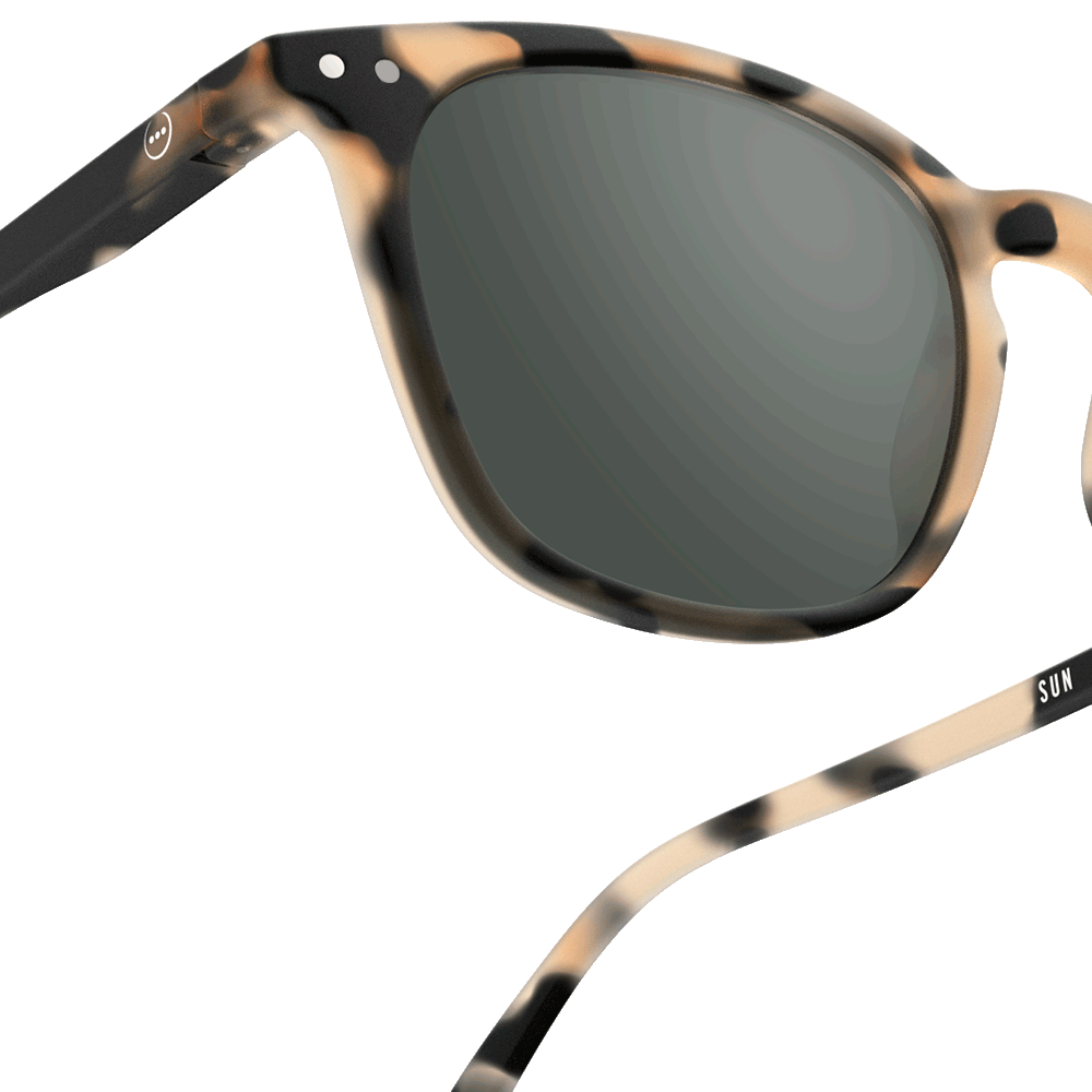 nur-27-00-eur-fur-izipizi-lunettes-sun-e-light-tortoise-online-im-shop_1.png