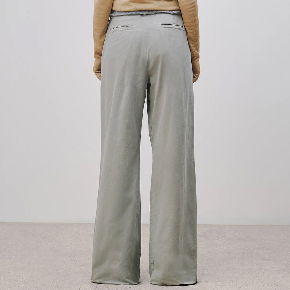 nur-226-00-eur-fur-nili-lotan-pantalon-flavie-gris-online-im-shop_3.jpg