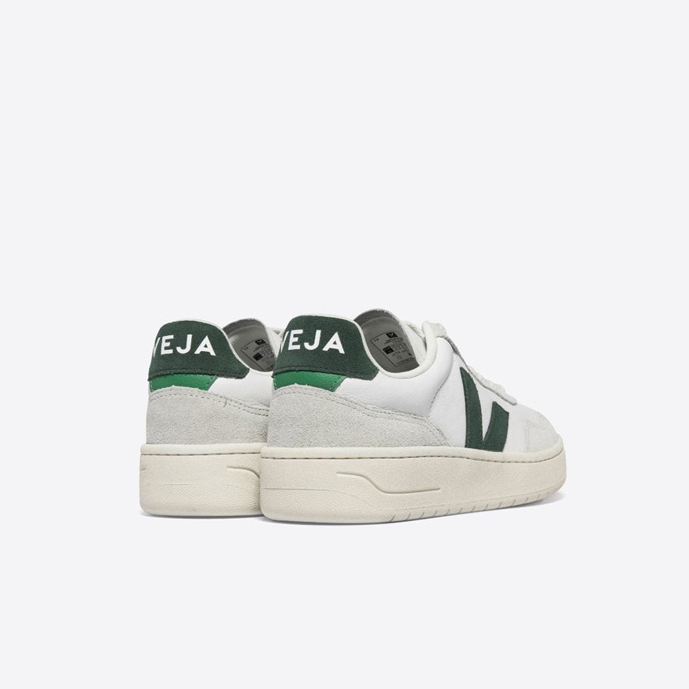 nur-66-00-eur-fur-veja-baskets-v90-white-cyprus-online-im-shop_3.jpg